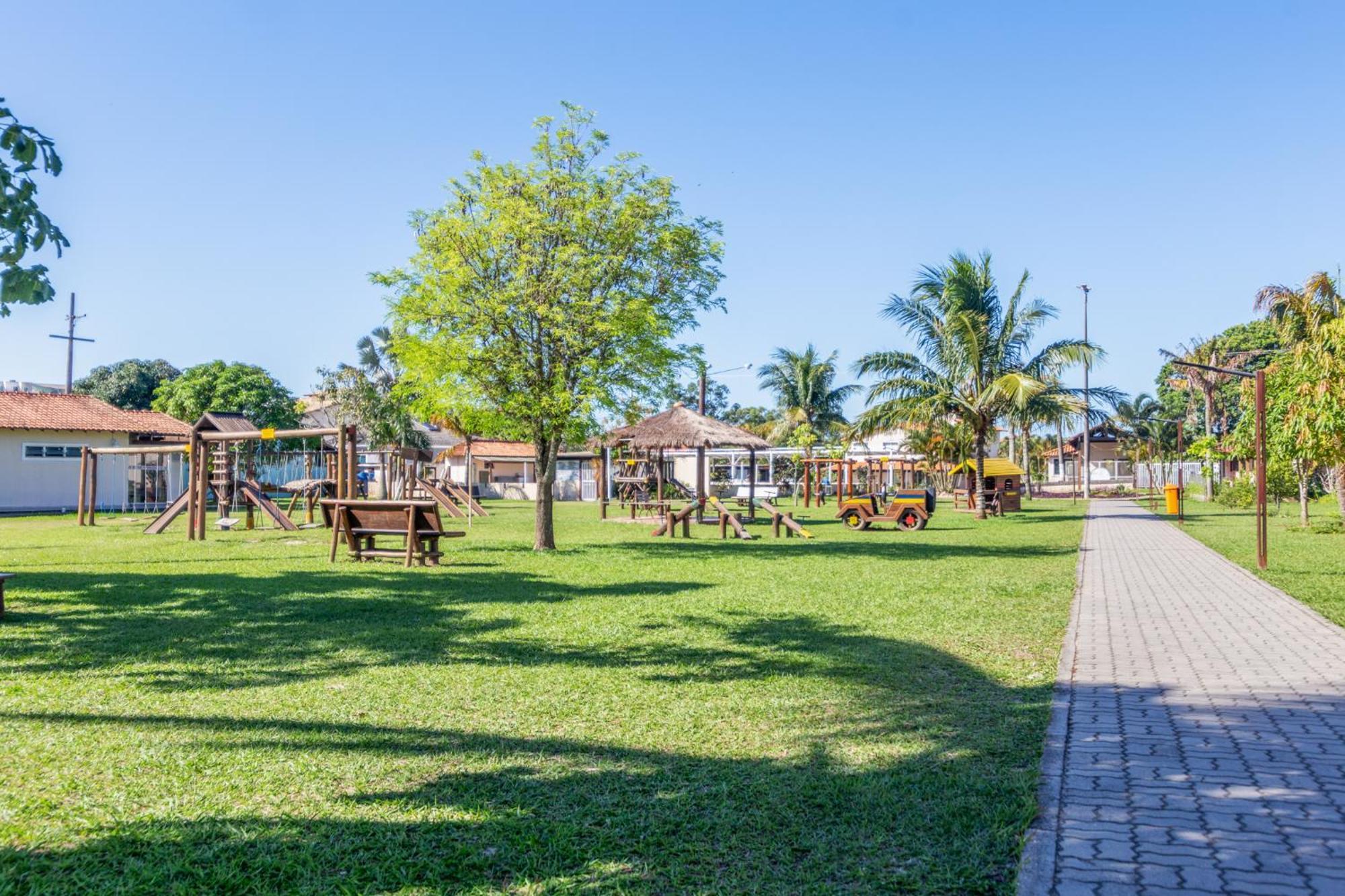 Refugio Tropical Casa De Praia Com Piscina Aquecida E 4 Suites E Garagem 3 Carros, 800 Mtrs Da Praia Internet 700 Mbps, Condominio Privado Com Pista De Skate , Quadra De Futevolei , Campos E Quadras De Futebol! 카보프리우 외부 사진